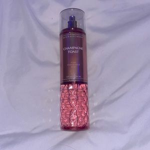 Bath and body champagne toast body spray